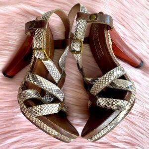 🖤 UGG Australia | Gabriella Snakeskin Wooden Heel